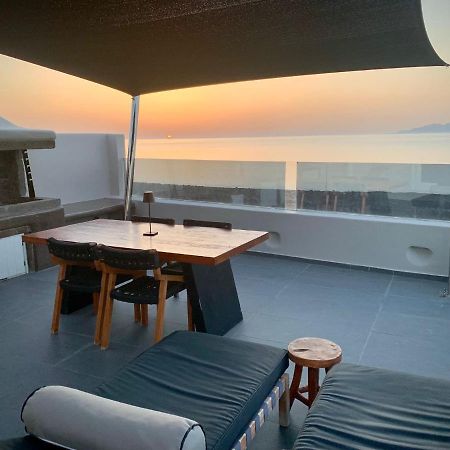 Incognito Beach Villa Santorini Kamári المظهر الخارجي الصورة