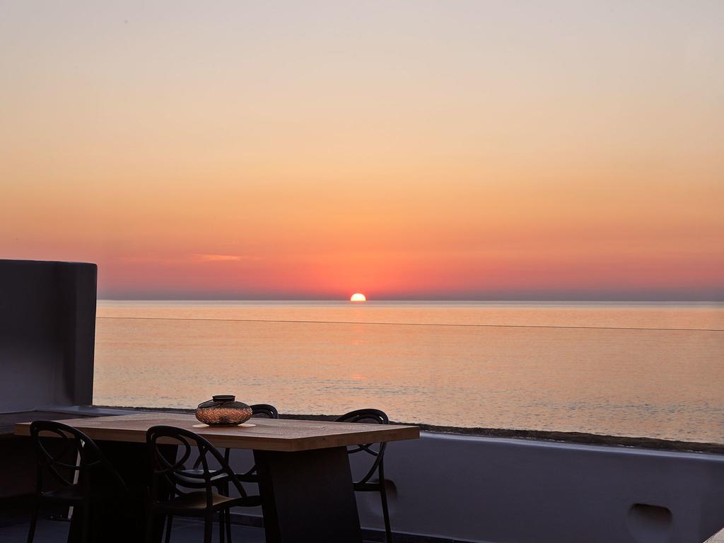 Incognito Beach Villa Santorini Kamári المظهر الخارجي الصورة